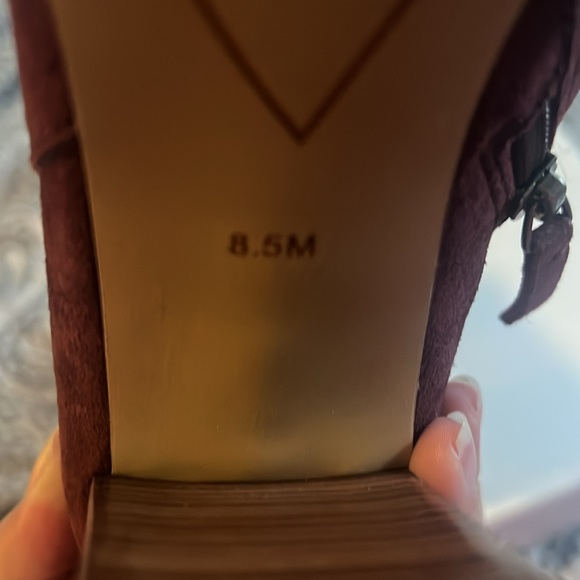 Halogen - Picture 5 of 5